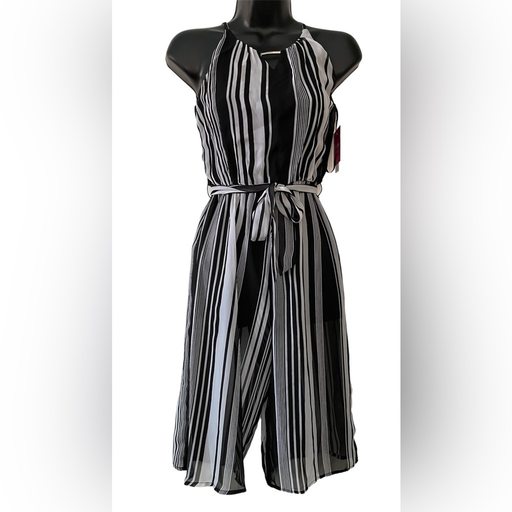 BY & BY Junior’s Black & white strip sleeveless jumpsuit Size 7